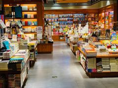 -西西弗书店(三峡广场湟恩新纪元购物广场店)