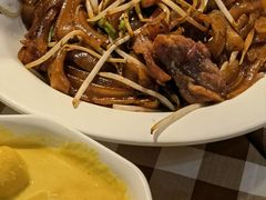 -新大咀港式茶餐厅(宝山万达店)