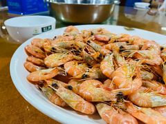白灼河虾-隔田烧鸡