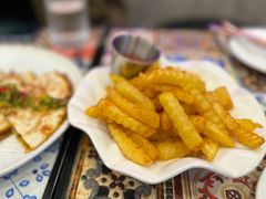 -LESCEDARS Brasserie Bistro香柏树