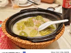 -年辉渔村·非遗传承餐厅(新丰江店)