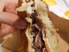 意式黑醋烧烤风味安格斯厚牛堡-麦当劳(湖光北街店)