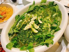 青柠檬酸汤海鲈鱼（夏天的选择）-新加坡瑞珍•海河观景餐厅