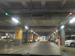 -宜家家居（上海徐汇商场店）-停车场