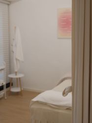 -植蔻妍倍儿专业脱毛·皮肤管理