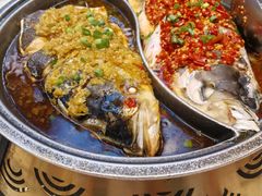 -阿瓦山寨·湘菜现炒·剁椒鱼头王(咸阳总店)