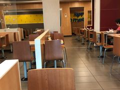-麦当劳(厦门梧村店)