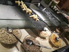 -上海滴水湖皇冠假日酒店