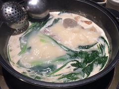 -煲宫猪肚鸡(昆山金鹰国际购物中心店)