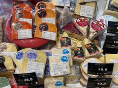 -盒马鲜生(189购物中心店)