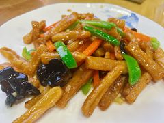 -清宫宴酒楼·计氏松枝包子