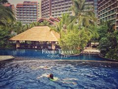 -三亚湾海居铂尔曼度假酒店