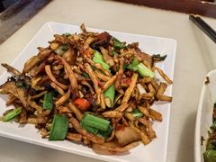 -嘉丰湘菜馆(芳群园店)