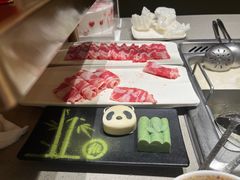 -海底捞火锅(曹安公路店)