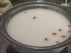 -牛牛和牛海鲜粥底火锅(长虹国际城店)