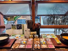 -银米·云南传统过桥米线(双廊黑金冠店)
