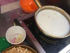 -清真老马家国华牛奶鸡蛋醪糟(正宁路店)