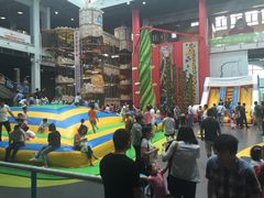 -蒙特利亲子乐园