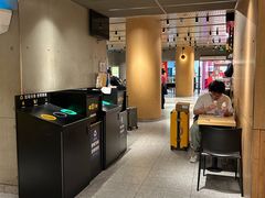 -麦当劳(中山公园龙之梦店)