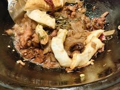 -万里闯关东铁锅炖菜馆(高新旗舰店)