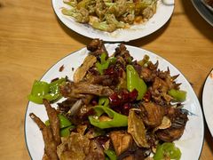 -美顺香食府鱼头老店(雪野湖店)