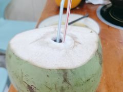 -老何家后安粉·糟粕醋海鲜火锅(三亚湾椰梦长廊店)