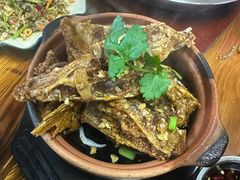 -雄伟美食(高沙中街店)