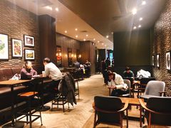 大堂-星巴克臻选(南京金茂览秀城店)