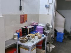 -梁阿婆廿年老牌扣肉糯米饭