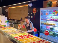 -涨巢·潮玩水疗局