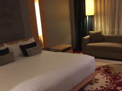 -上海龙之梦万丽酒店