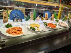 -四海一家自助餐(益田假日广场店)