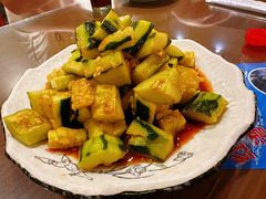 拍黄瓜-洪福饭店·十八年老店