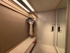 -深圳罗湖口岸国贸桔子水晶酒店