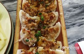 XO Sauce Steamed Lotus Root with Fillings