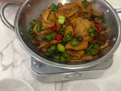 -江城燕子大排档(江汉路步行街店)