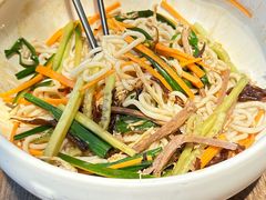 鸡丝凉米线-云海肴云南菜(浦江欢乐颂店)
