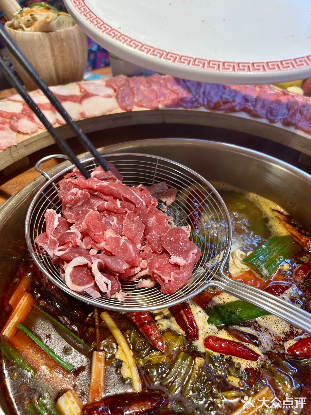 来丽江，不能错过这锅火锅的酸爽滋味