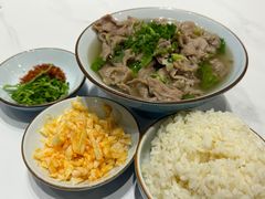 跷脚牛肉-犇逸·乐山跷脚牛肉·四川现炒(览海店)