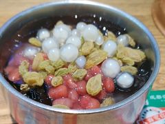 -成都你六姐·牛肉冒菜(城市集市合生汇店)