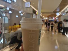 -喜茶(北京华贸购物中心店)