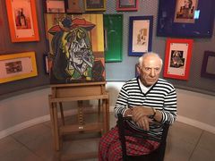 -曼谷杜莎夫人蜡像馆