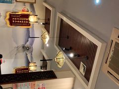 大堂-华盛园卷子王农家菜水库鱼