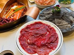 -墨居上隐·院子里火锅(峨眉店)