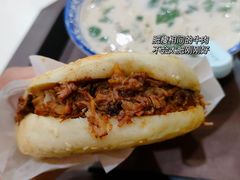 -穆得·老周家牛肉烧饼(普利街店)