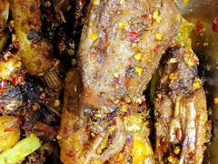 -嘎嘎鸭下巴·爆辣干锅(明教寺店)