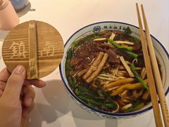 -镇南锅盖面馆(解放路店)