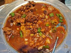 -俭寨大盘鸡·手抓肉·烧烤新疆菜(乌苏路店)