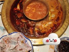 -哥老官重庆美蛙鱼头(日月光店)