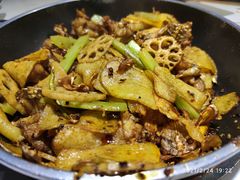干锅牛蛙-蛙蛙叫干锅年代(簋街总店)